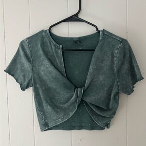 WILD FABLE green crop top Size M